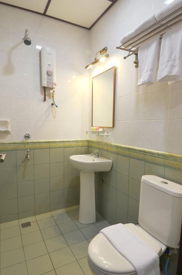 Hotel Kooler Inn Kota Kinabalu Extérieur photo