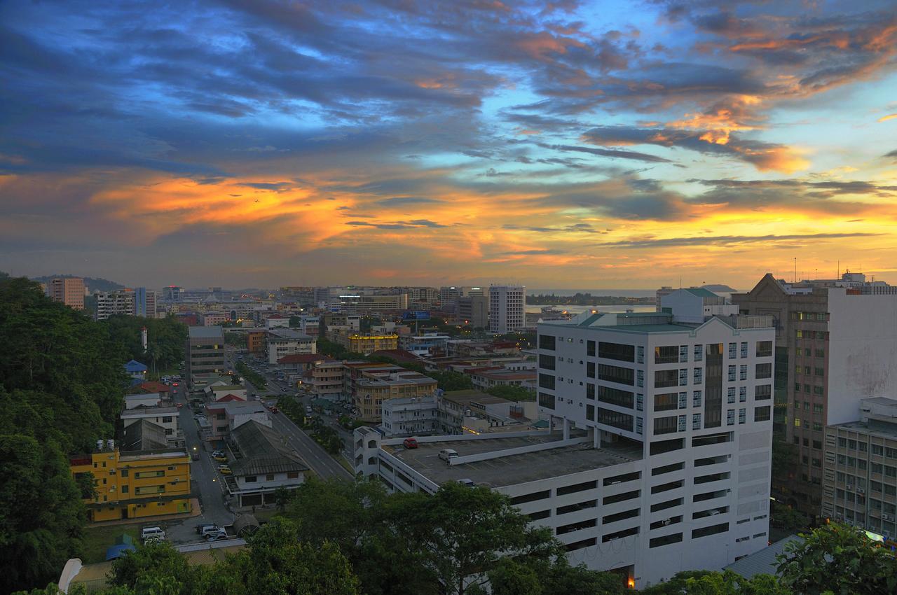 Hotel Kooler Inn Kota Kinabalu Extérieur photo